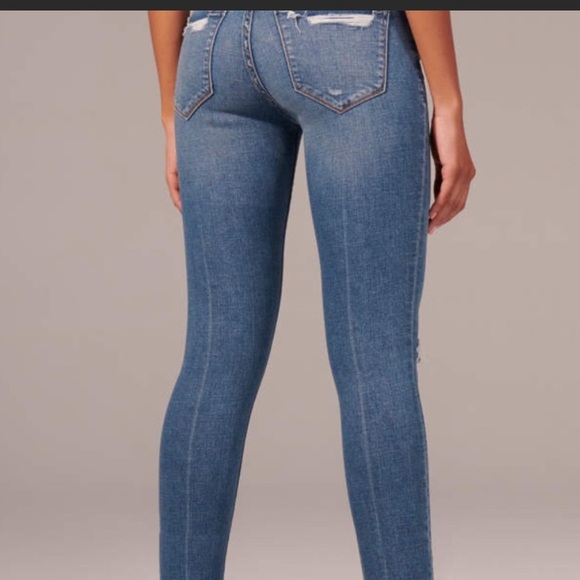 Abercrombie Mid Rise cropped destroyed Jeans - Picture 5 of 6